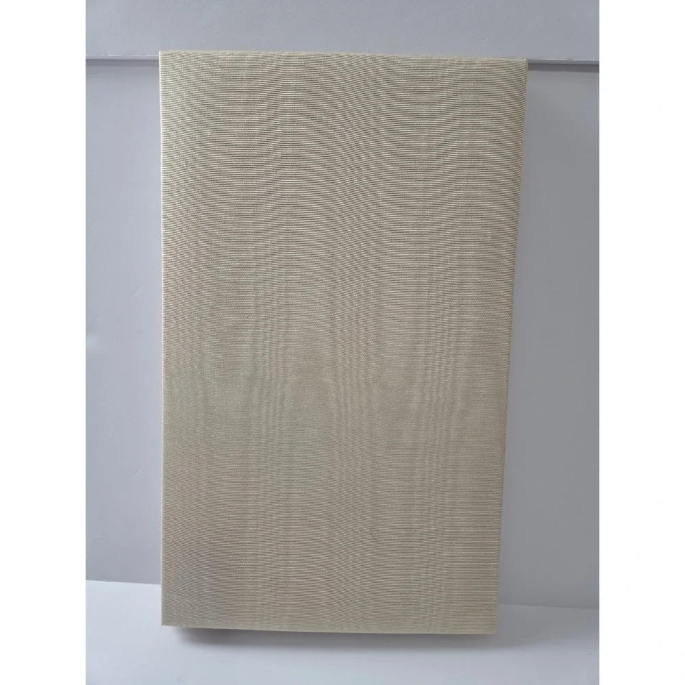 Melannco The Keeper of Memories Photo Album Cream Moire Fabric Brass Screw Post